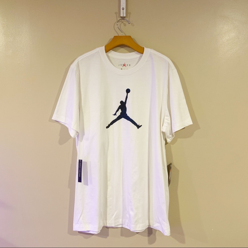 NIKE White T Shirt with Blue Jordan Emblem NWT